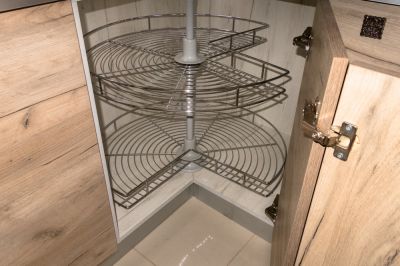 Improves kitchen organization